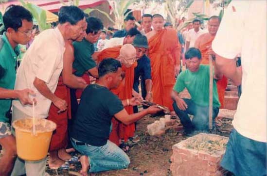 หลวงปู่ทวดครูบาจันต๊ะ รุ่น 2  ตะกรุดเงิน