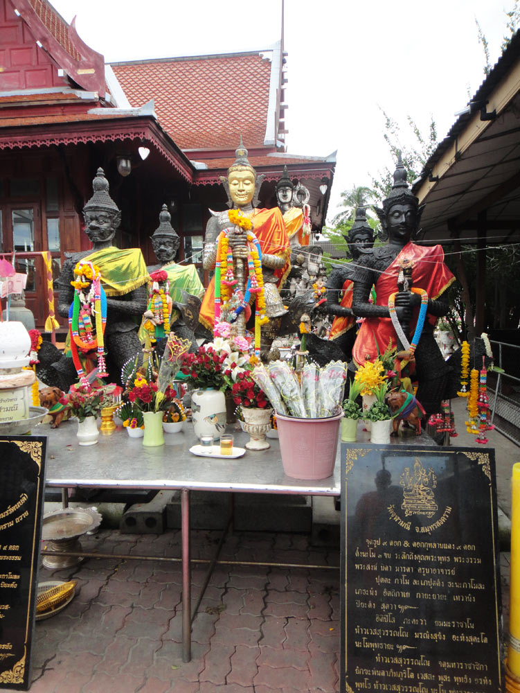 ประมวลภาพปลุกเสกท้าวเวสสุวรรณครูบาสิทธิ เข้าร่วมพิธีวัดจุฬามณี และพระเกจิปลุกเสกเดี่ยว (วาระที่ ๑)