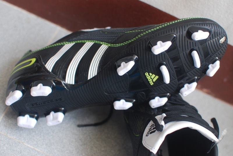 รองเท้า adidas predator Absoline_x  size 41