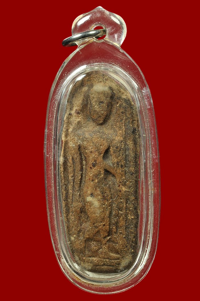พระลีลากำแพงเม็ดขนุน จ.กำแพงเพชร