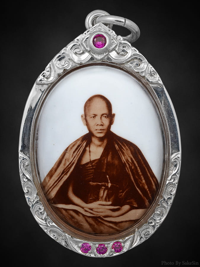 ล็อคเก็ตครูบาเจ้าศรีวิชัย กรรมการโค๊ต ก 