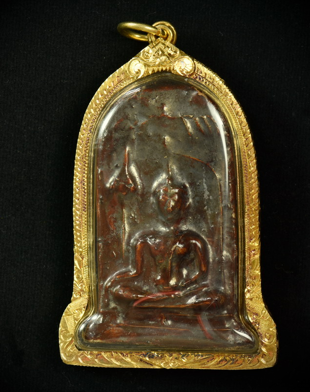 พระยอดขุนพลกรุศาลเจ้า ลงรักน้ำเกลี้ยง