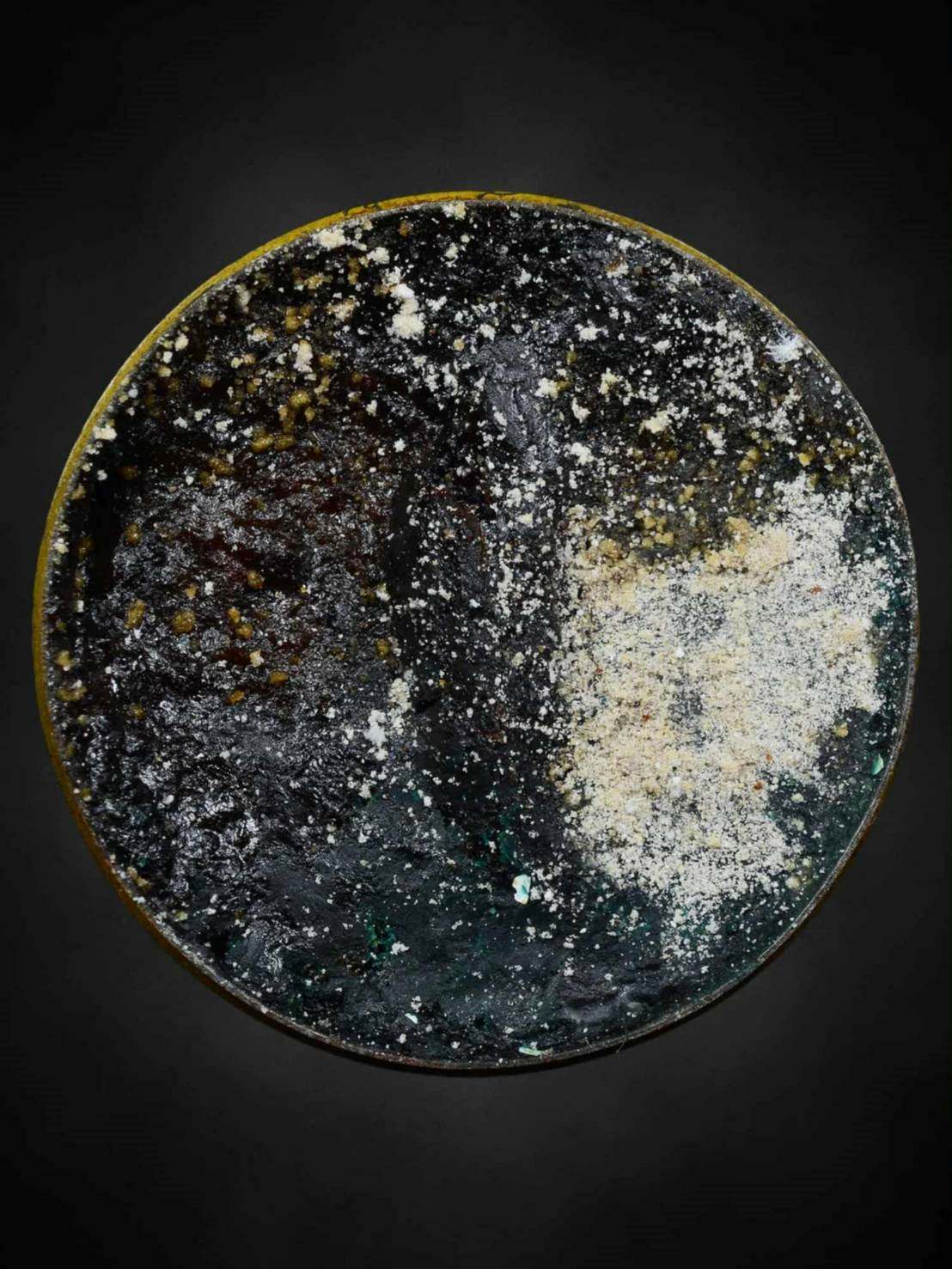 สีผึ้งน้ำตาลเขียวผงนะนวลจันทร์ ลป.ทาบ