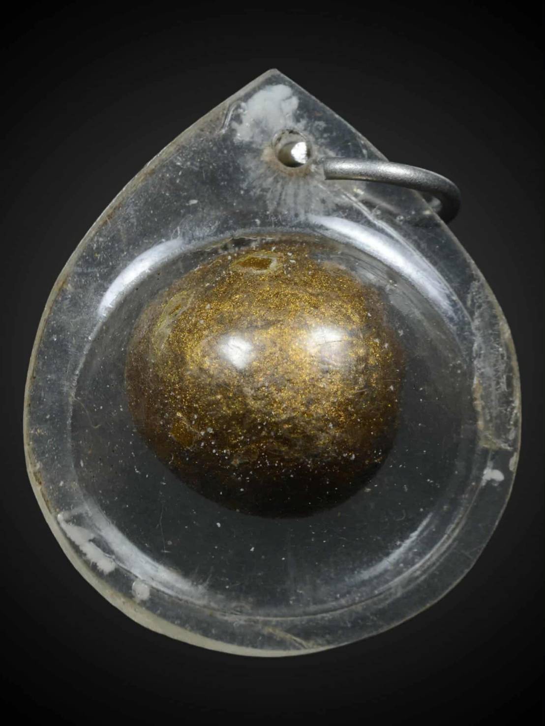 ลูกอมผงไม้กัลยา ลพ.พริ้ง วัดแจ้ง