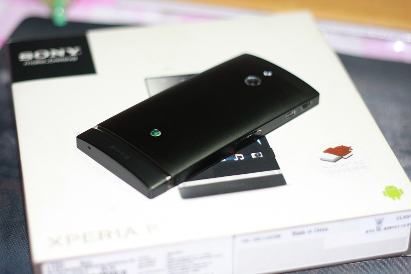 SONY XPERIA P ราคาสบายๆสเปคแรง 