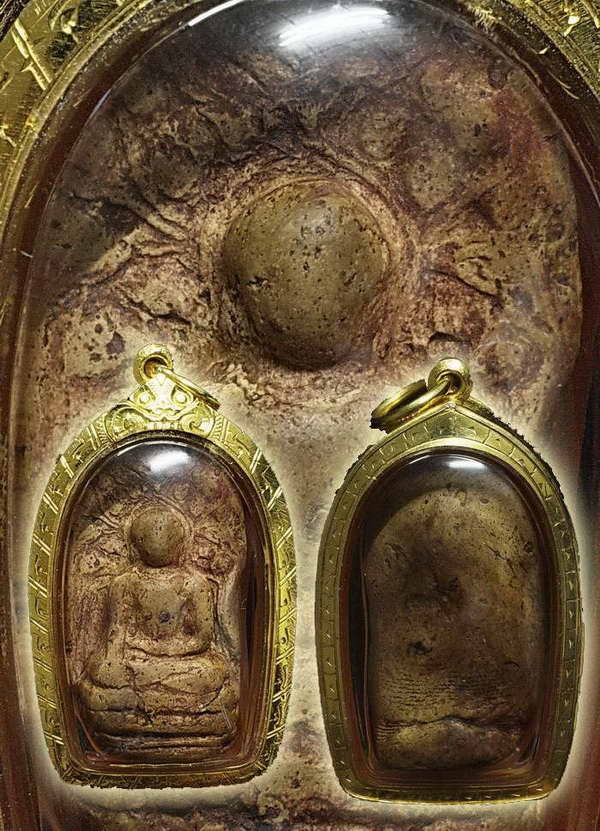 พระคงกรุเก่า คราบน้ำหมากเดิมๆ
