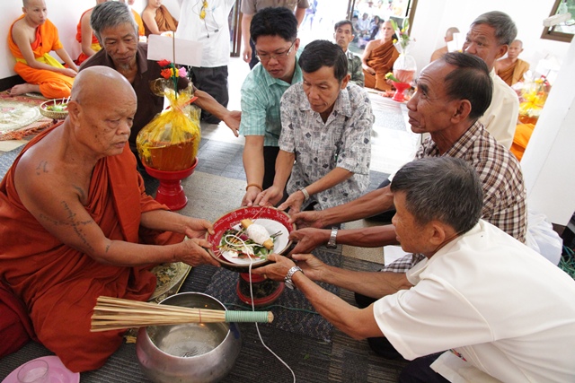 เเจ้งข่าวเเรงบุญเเรงศรัทธาทำบุญถวายกุฎิครูบาอินสม สุทธจิิตโต วัดพระธาตุศรีคอนมูล(ป๋างน้ำฮ้าย)