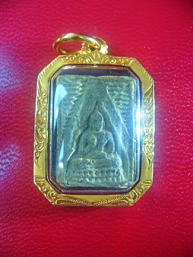 วัดใจ พระปากน้ำรุ่น3พิมพ์ลึก พร้อมเลี่ยมทอง เคาะเดียวไปเลยครับ