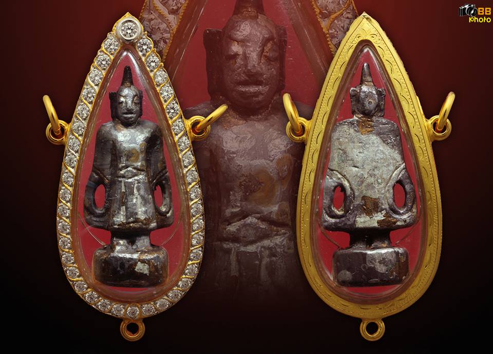 พระพุทธเจ้าปางเปิดโลก ศิลปะล้านช้าง