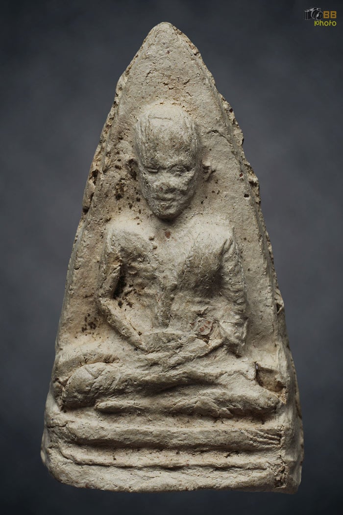 อัฐิหลังย่น รุ่นแรก สวยๆ ครับ