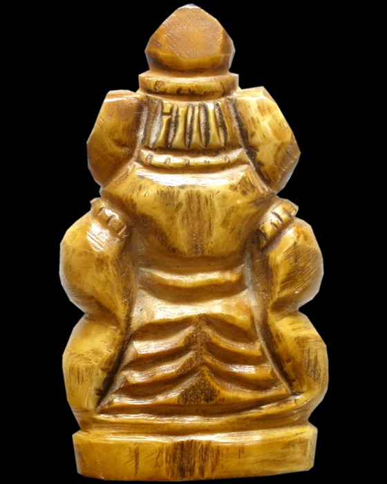 พระพิฆเนตร หลวงปู่บุญ (แกะจากเขี้ยวหมูตัน)