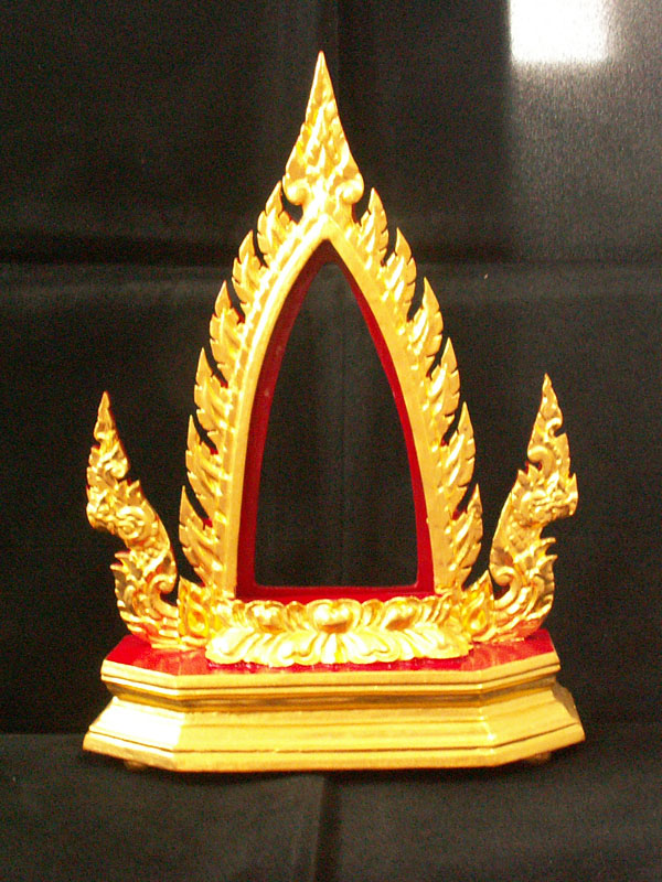 ซุ้มพระบูชาอลังการ