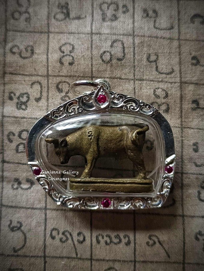 วัวธนูรุ่นแรก หลวงพ่อมีวัดมารวิชัย