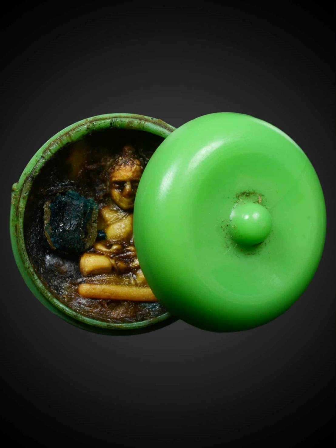 สีผึ้งฝังฤๅษีงาแกะ อ.เฮง ไพรวัลย์