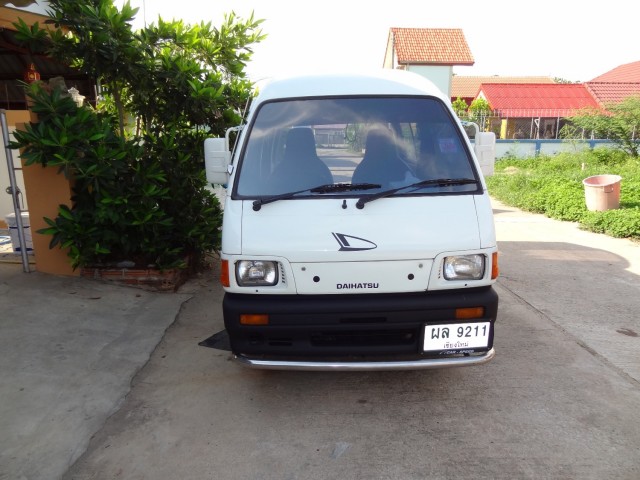 รถตู้เล็ก daihatsu s85