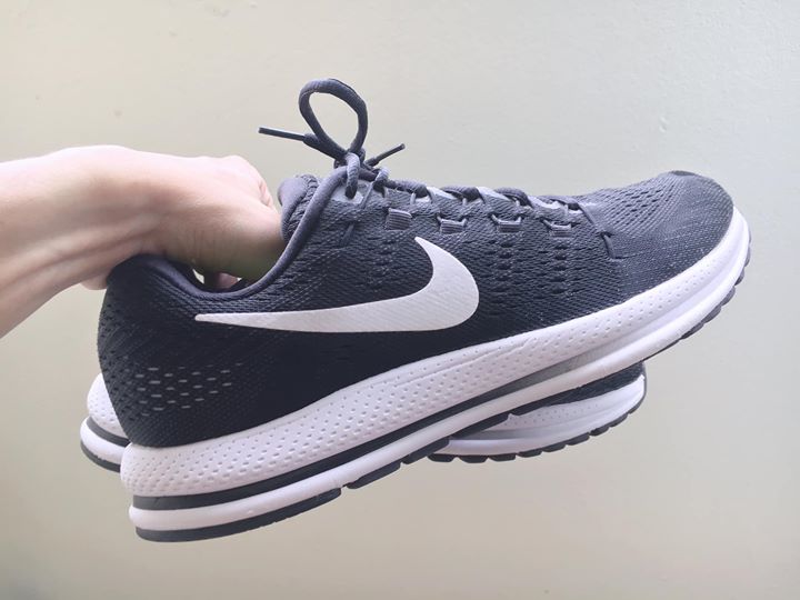 ขายร้องเท้าวิ่ง nike zoom vomero 12 