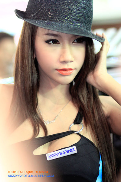 ให้ดูสาวสวย(18+)